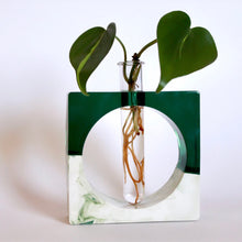 Load image into Gallery viewer, Two-Toned Square Propagation Vase