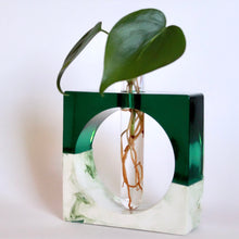 Load image into Gallery viewer, Two-Toned Square Propagation Vase