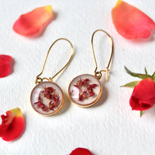 Load image into Gallery viewer, Gold Circle Earrings With Pink Flowers