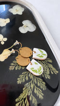Load image into Gallery viewer, Fern and White Floral Botanical Concrete Trinket Tray Trinket Dish
